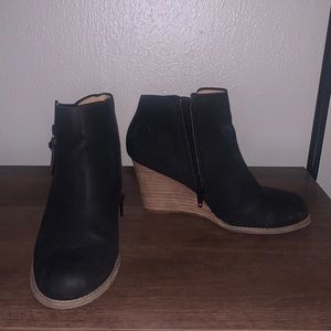 Report footwear wedge bootie. Size 6.5 WIDE.